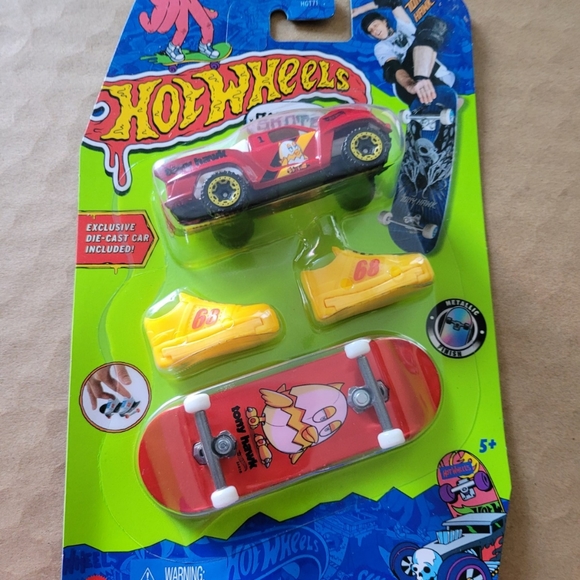 Hot Wheels Skate  Official  Tony Haw - Picture 4 of 4